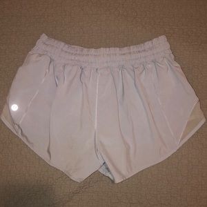 Lululemon hotty hot, light blue 2.5, SIZE 6